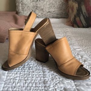 Size 6 Nude Chunky Heel